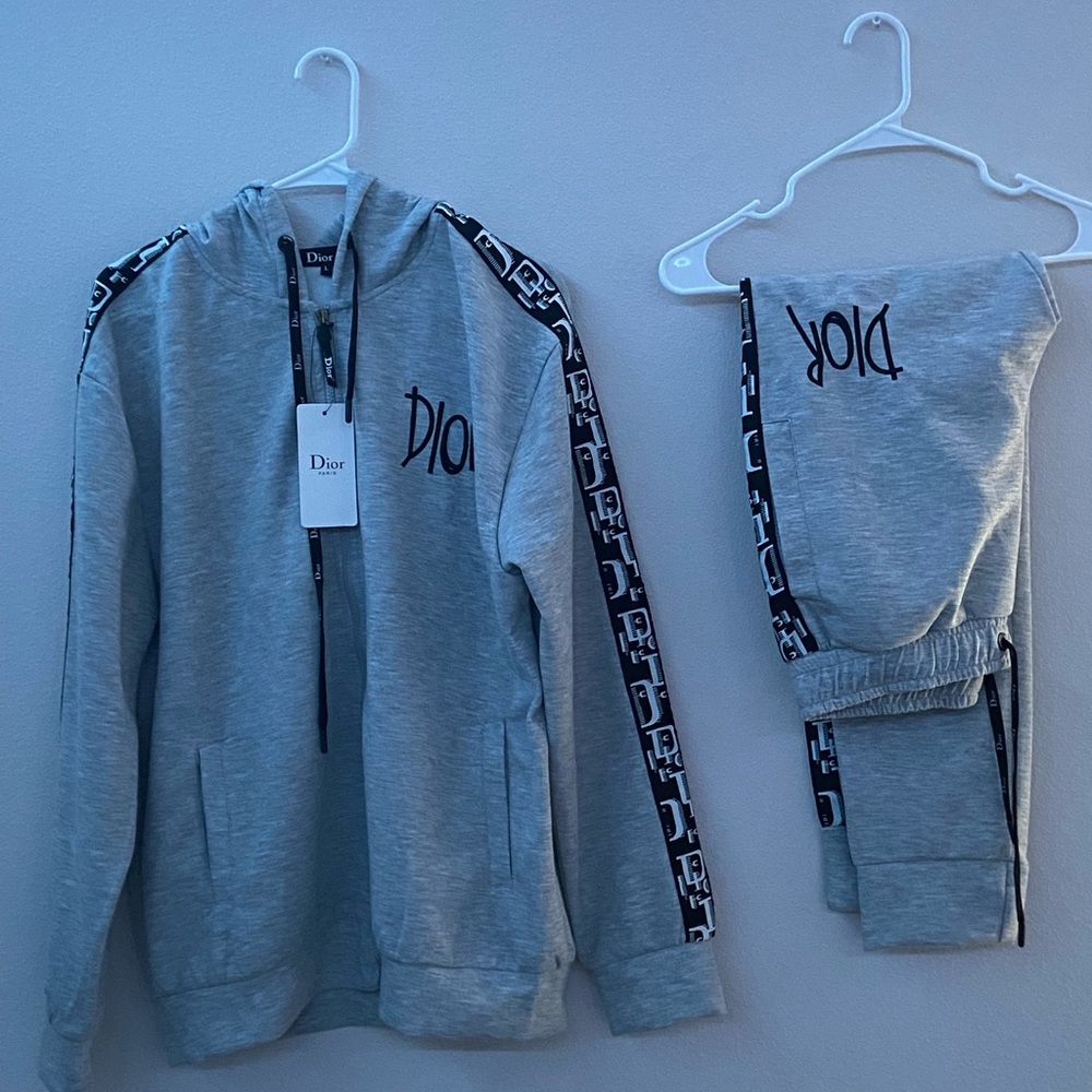 D!0R SUIT, ALL NWT. Embroidered Logo, Grey/black ‼️ S-3x ‼️